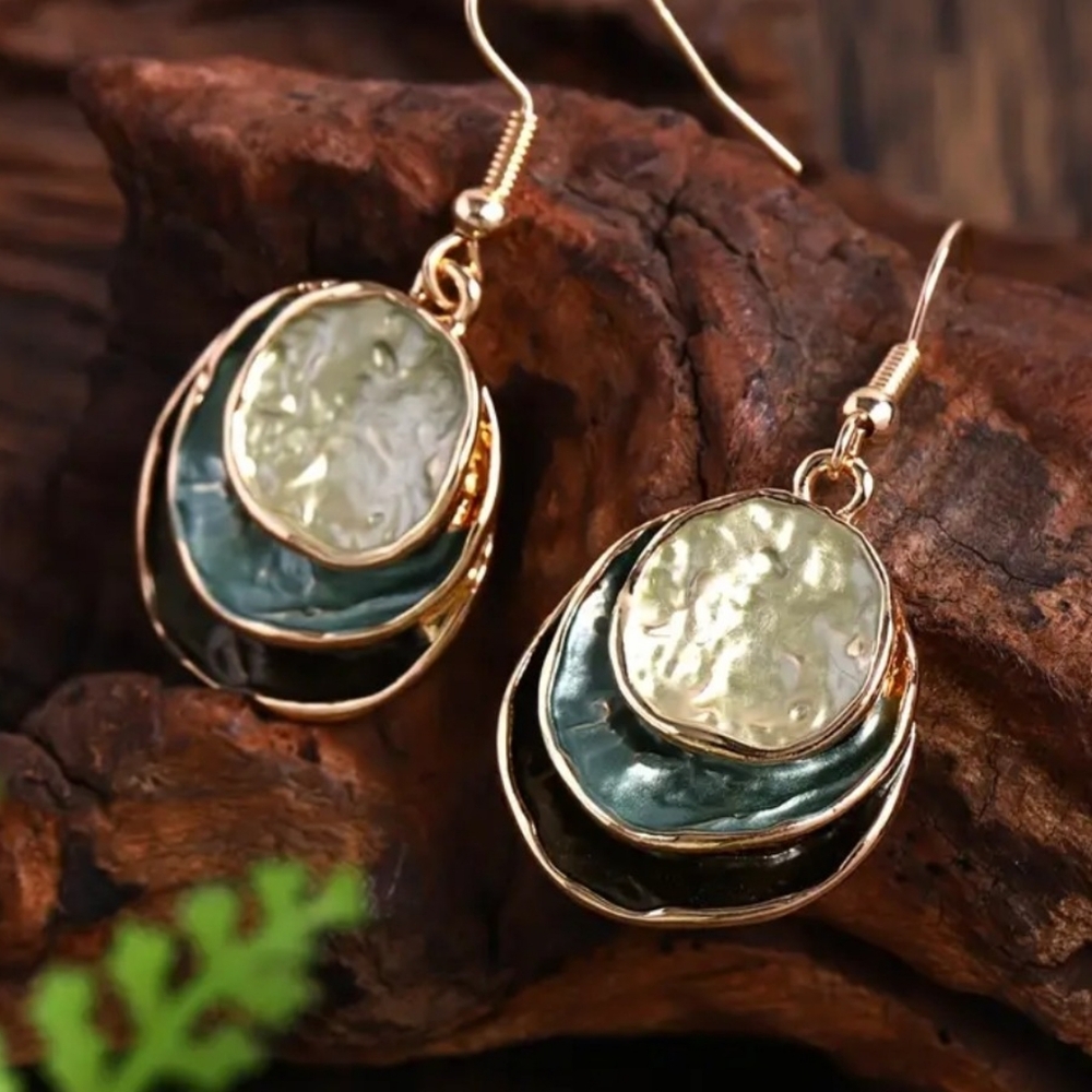 Necklace and Earrings set - Picture 2 of 7